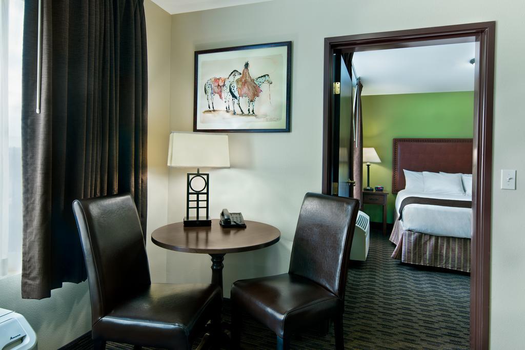 Oxford Suites Hermiston Εξωτερικό φωτογραφία